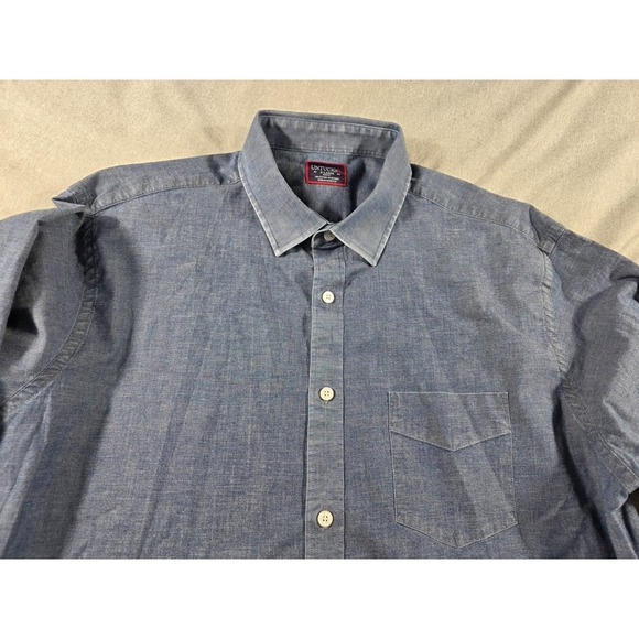 UNTUCKit‎ Slim Fit Chambray Stretch Shirt Mens XL Blue Button Up Casual Preppy - Picture 1 of 6